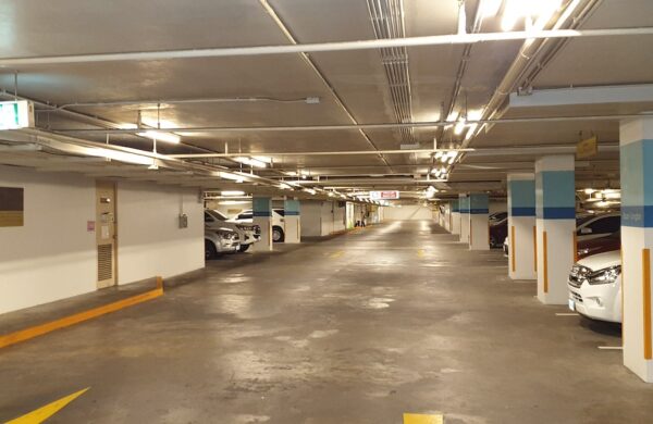 Retail-Space-Rental-For-Rent-underground-parking-20190703_094622